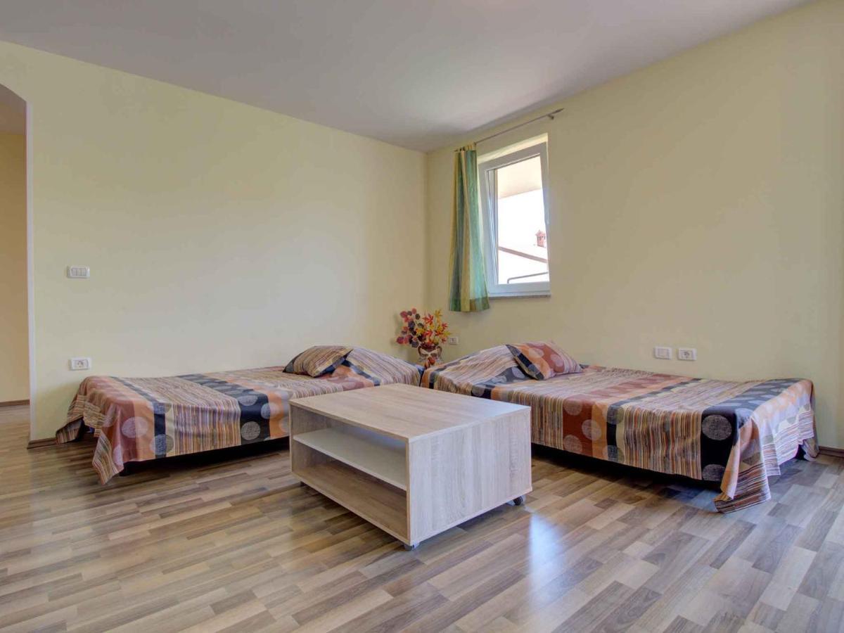 Apartment Jerman III 伊佐拉 外观 照片